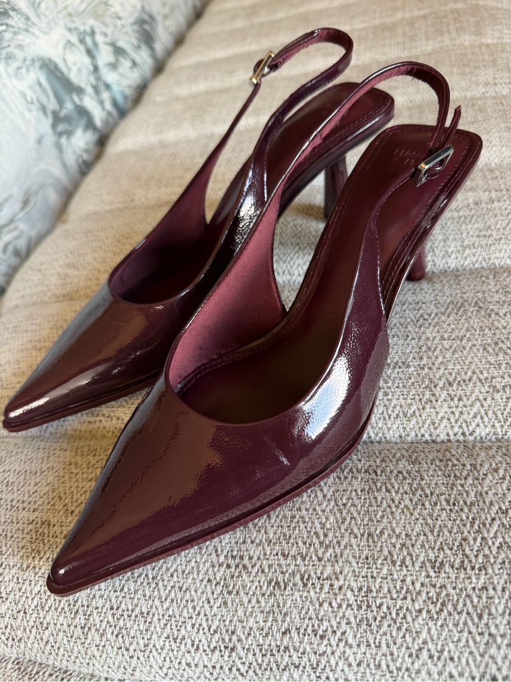 Bershka Patent Slingback Pumps in Burgundy Plum